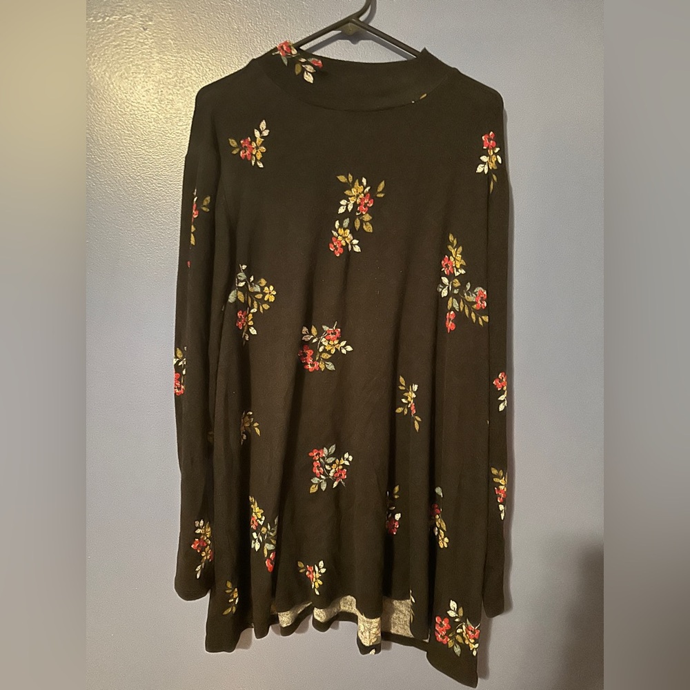 Floral Black Women's mock neck dress/ very long top 22/24